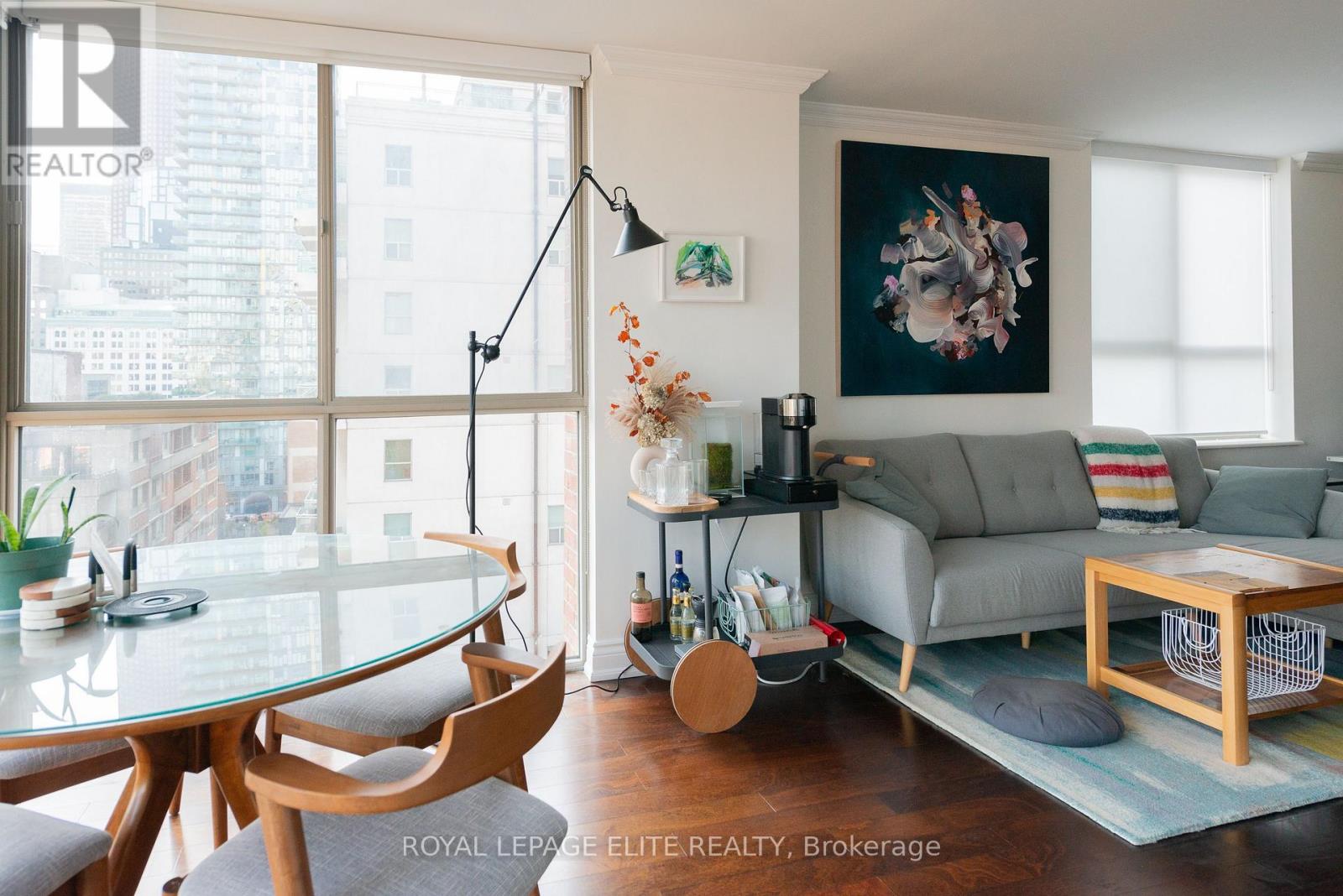 Photo 16 of 904 95 Lombard Street, Toronto ON