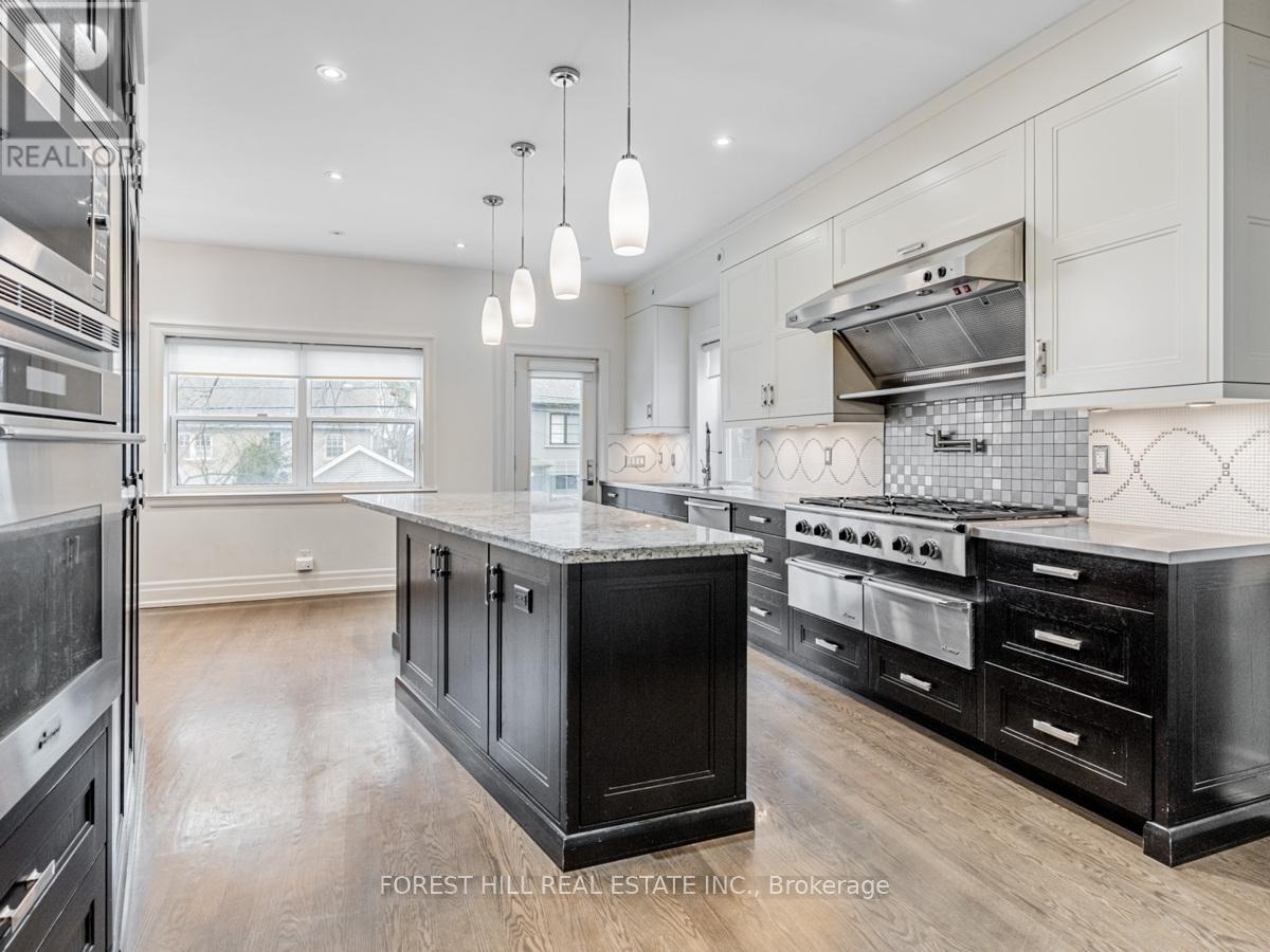 Photo 40 of 198 Old Forest Hill Road, Toronto ON