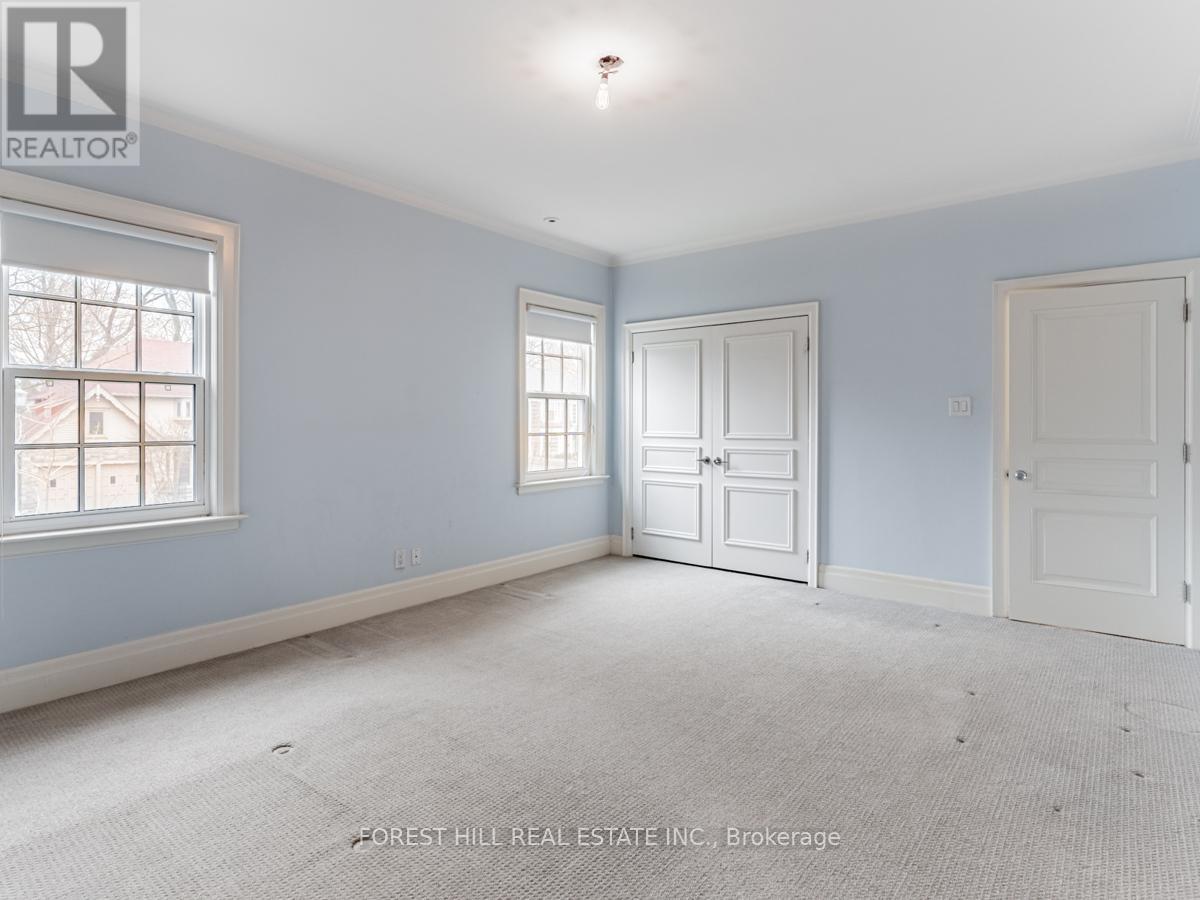 Photo 14 of 198 Old Forest Hill Road, Toronto ON