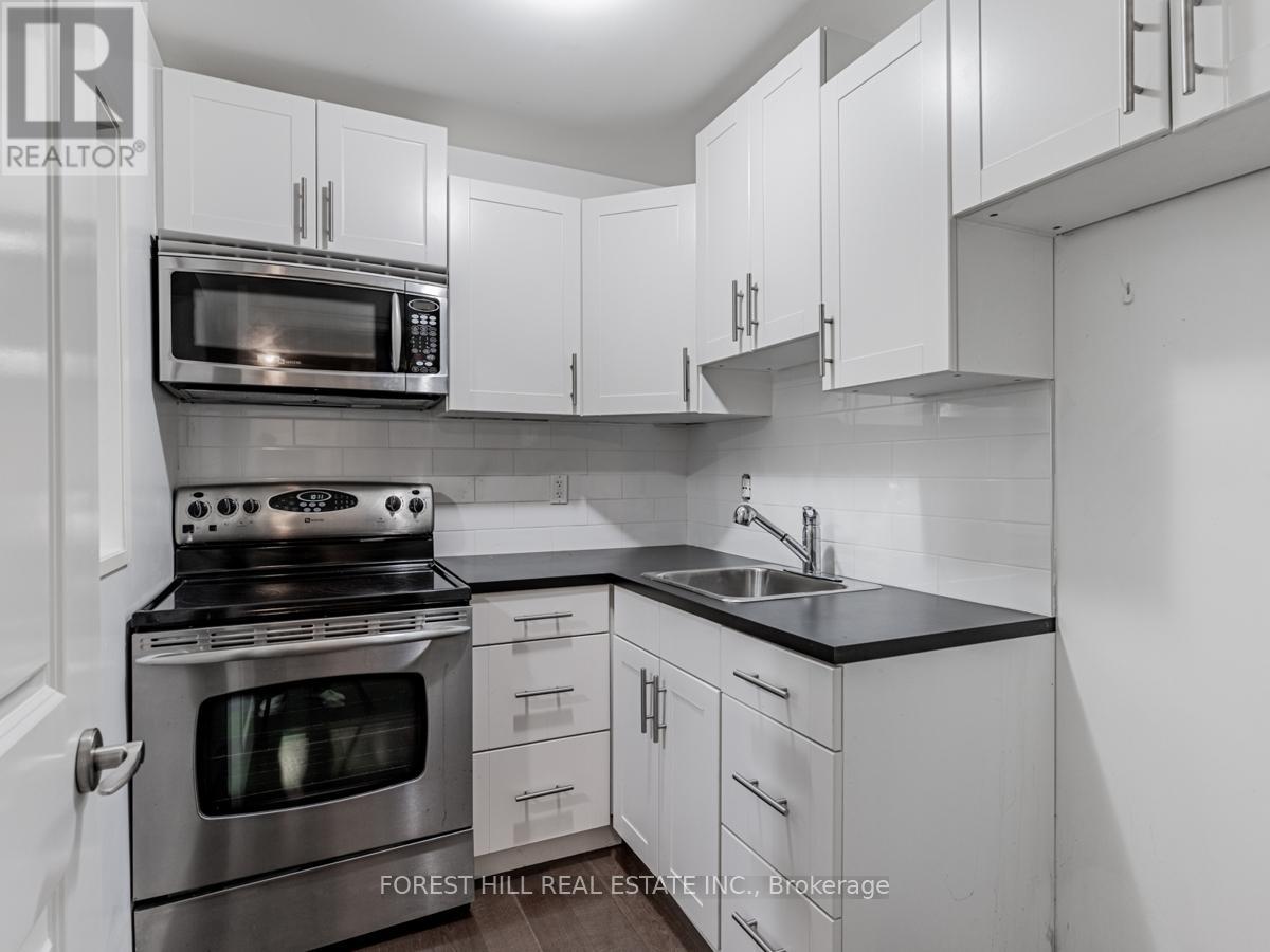 Photo 45 of 198 Old Forest Hill Road, Toronto ON
