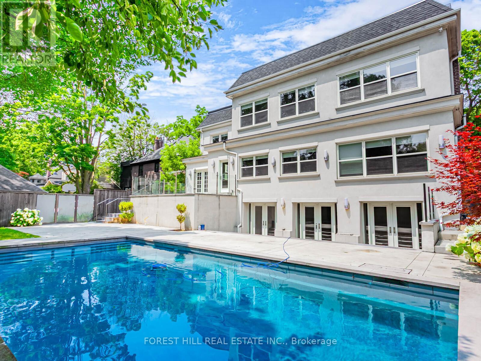 Photo 38 of 198 Old Forest Hill Road, Toronto ON