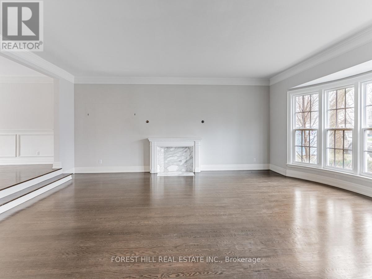 Photo 15 of 198 Old Forest Hill Road, Toronto ON
