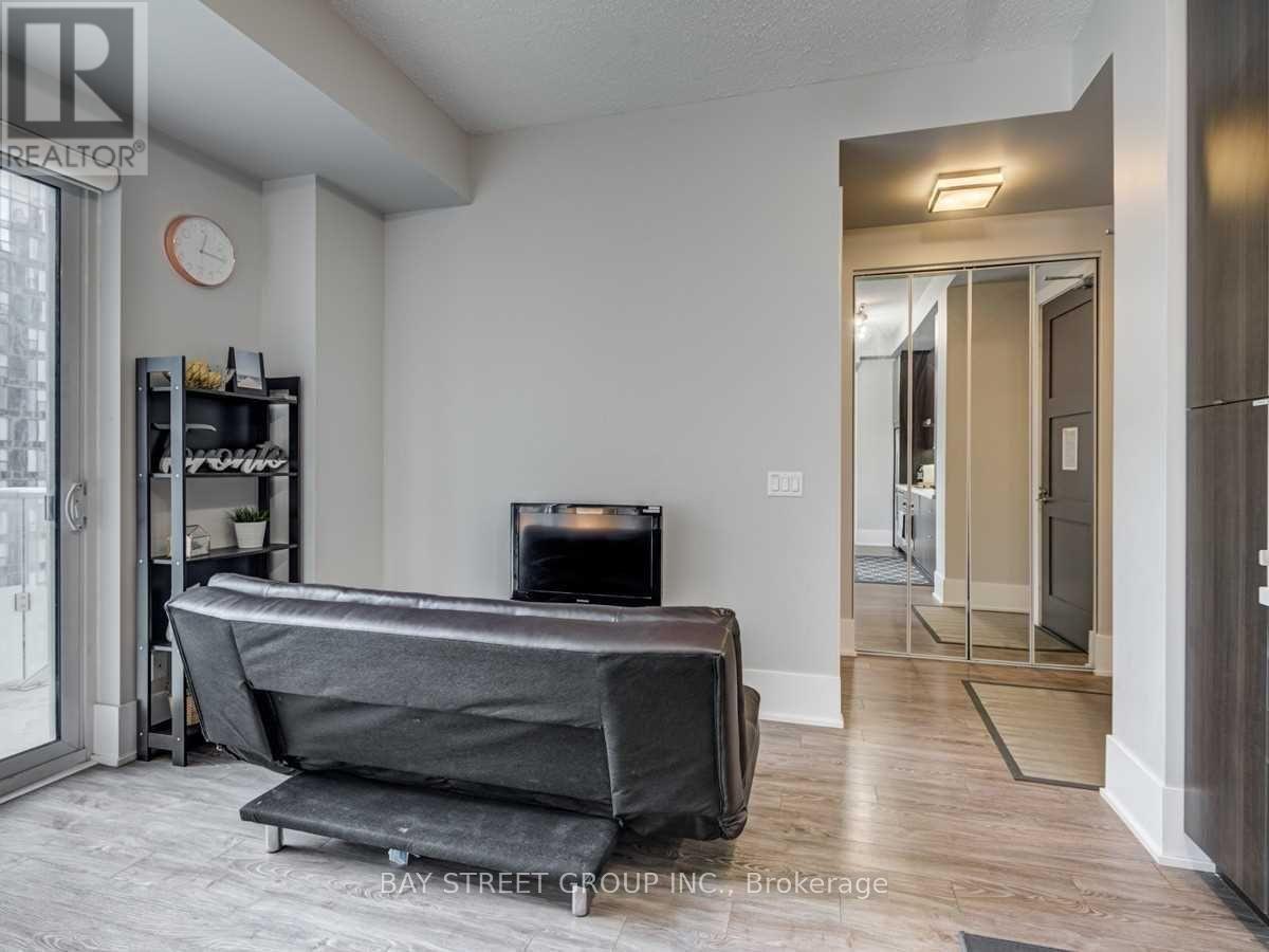 Photo 3 of 1117 20 John Street, Toronto ON