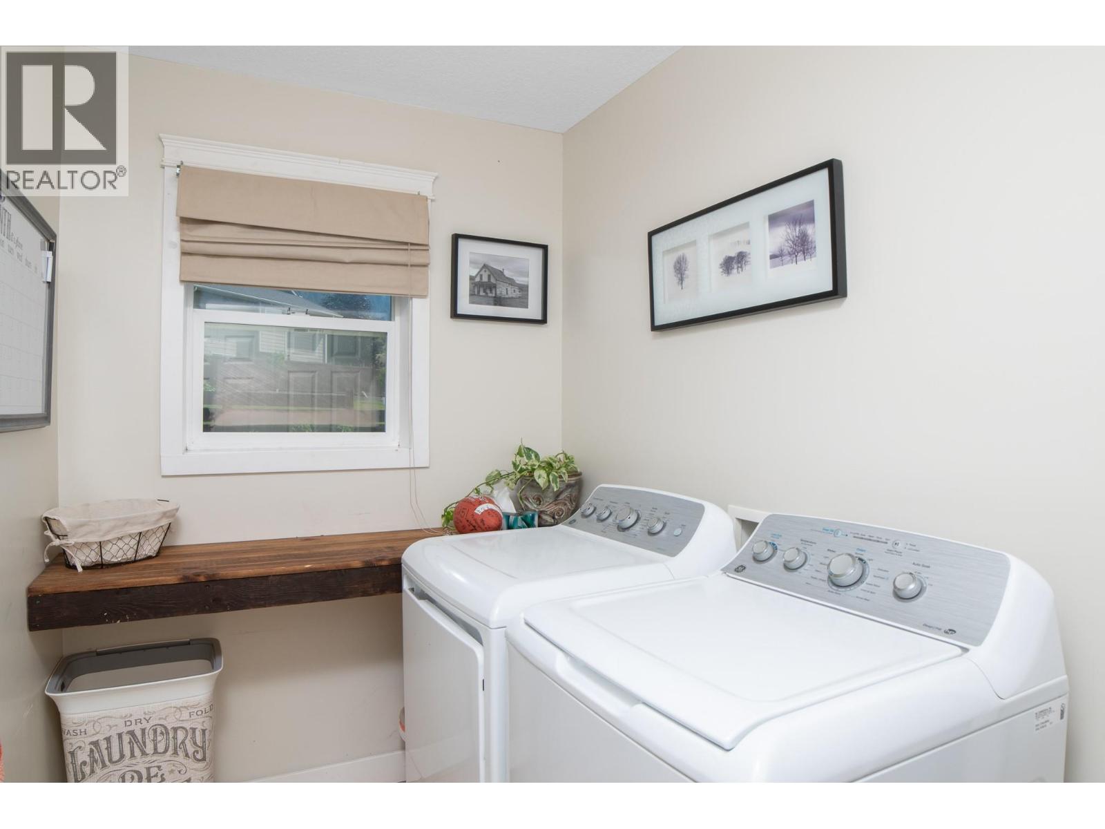 Photo 24 of 908 Purcell Crescent, Creston BC