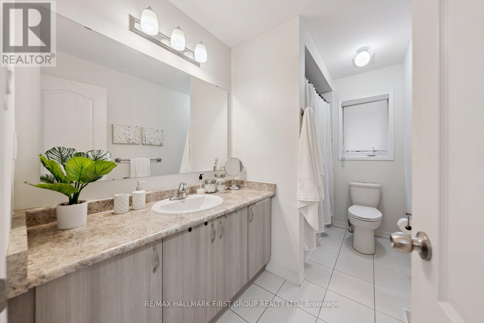 Photo 14 of 1737 Douglas Langtree Drive, Oshawa ON
