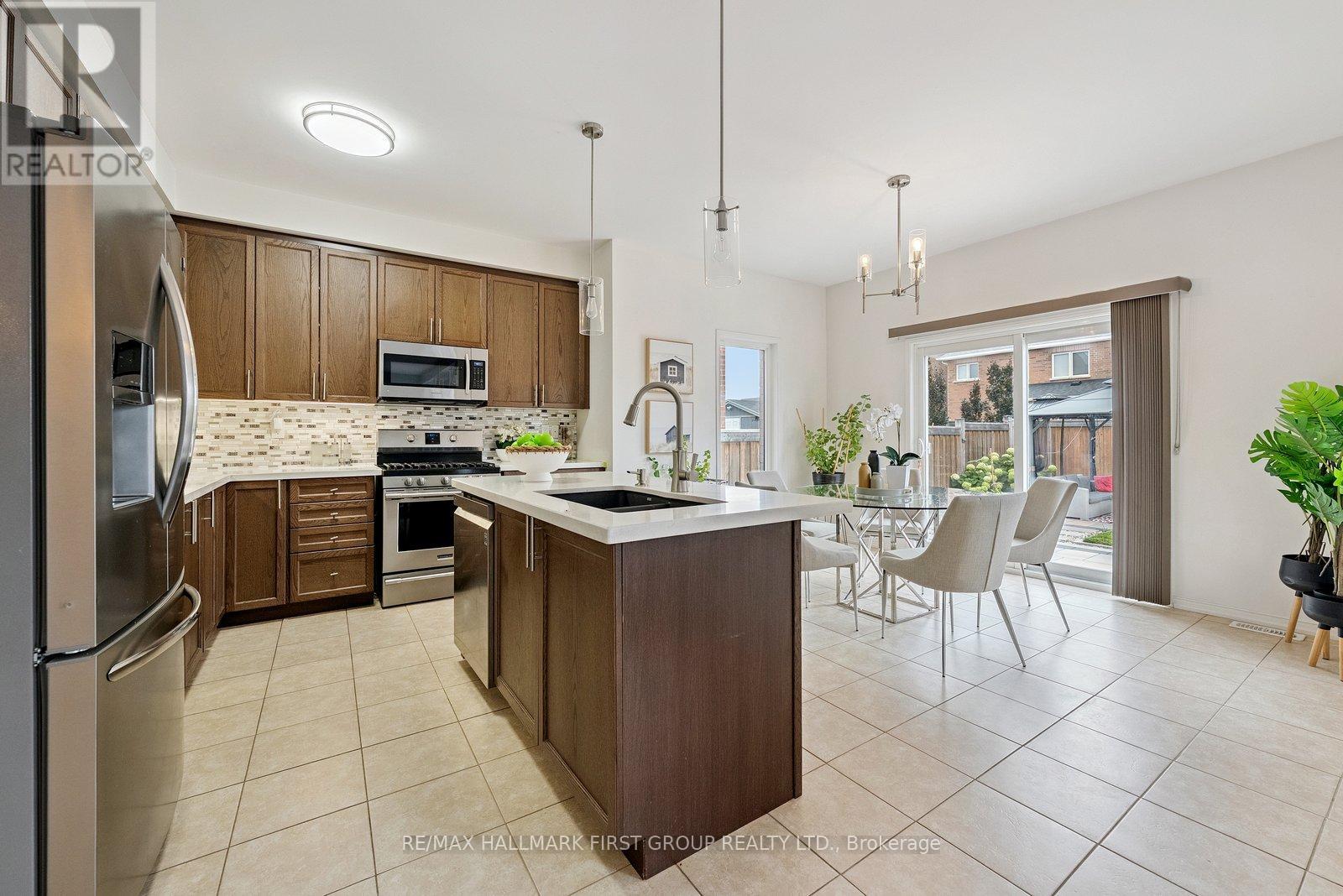 Photo 7 of 1737 Douglas Langtree Drive, Oshawa ON