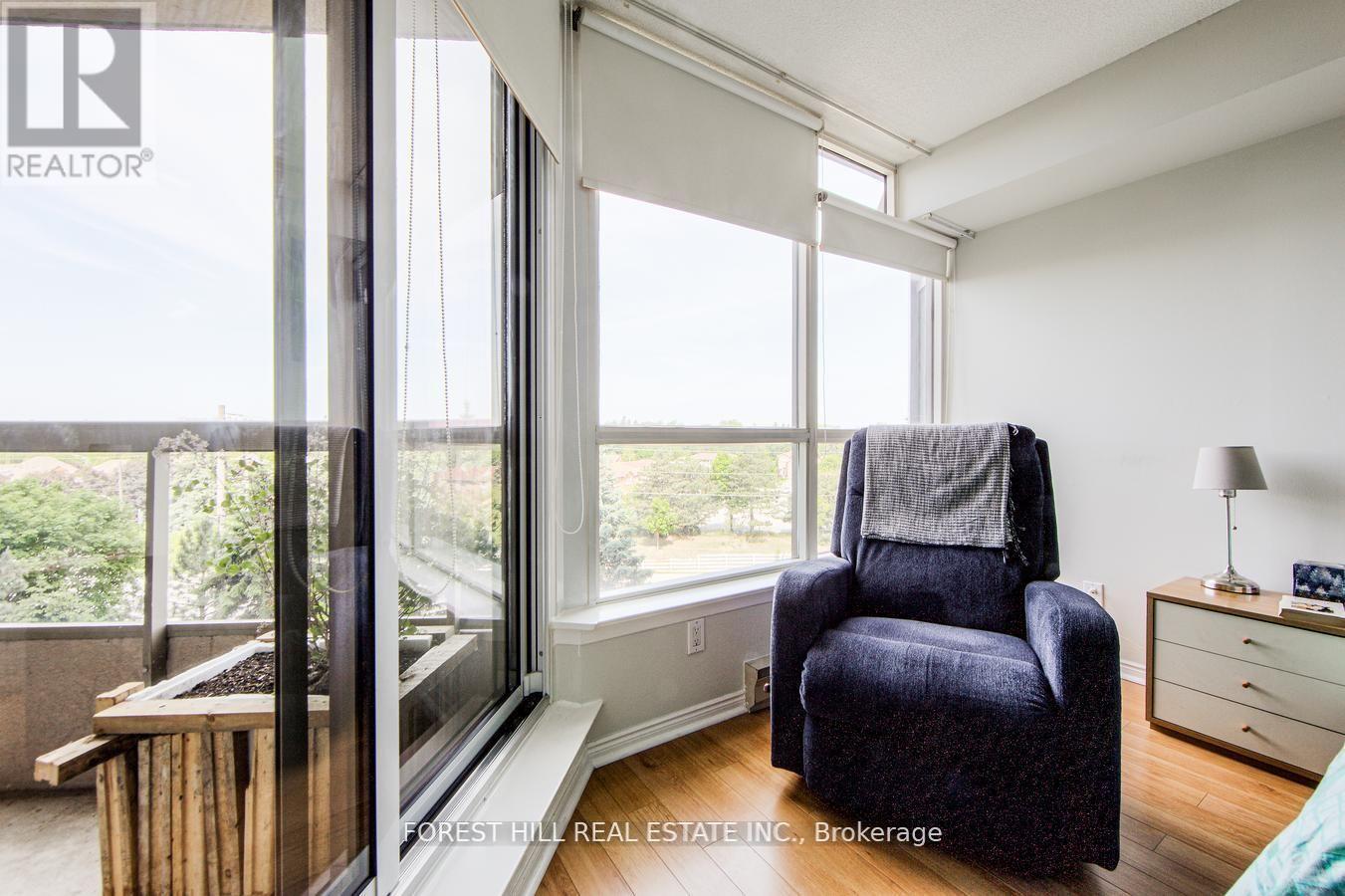 Photo 17 of 717 10 Guildwood Parkway, Toronto ON