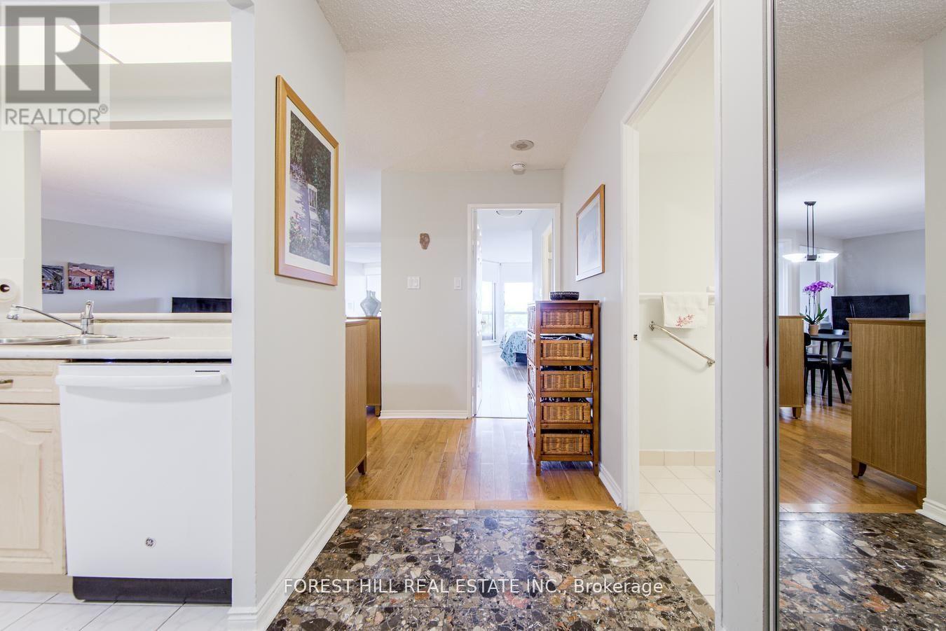 Photo 35 of 717 10 Guildwood Parkway, Toronto ON