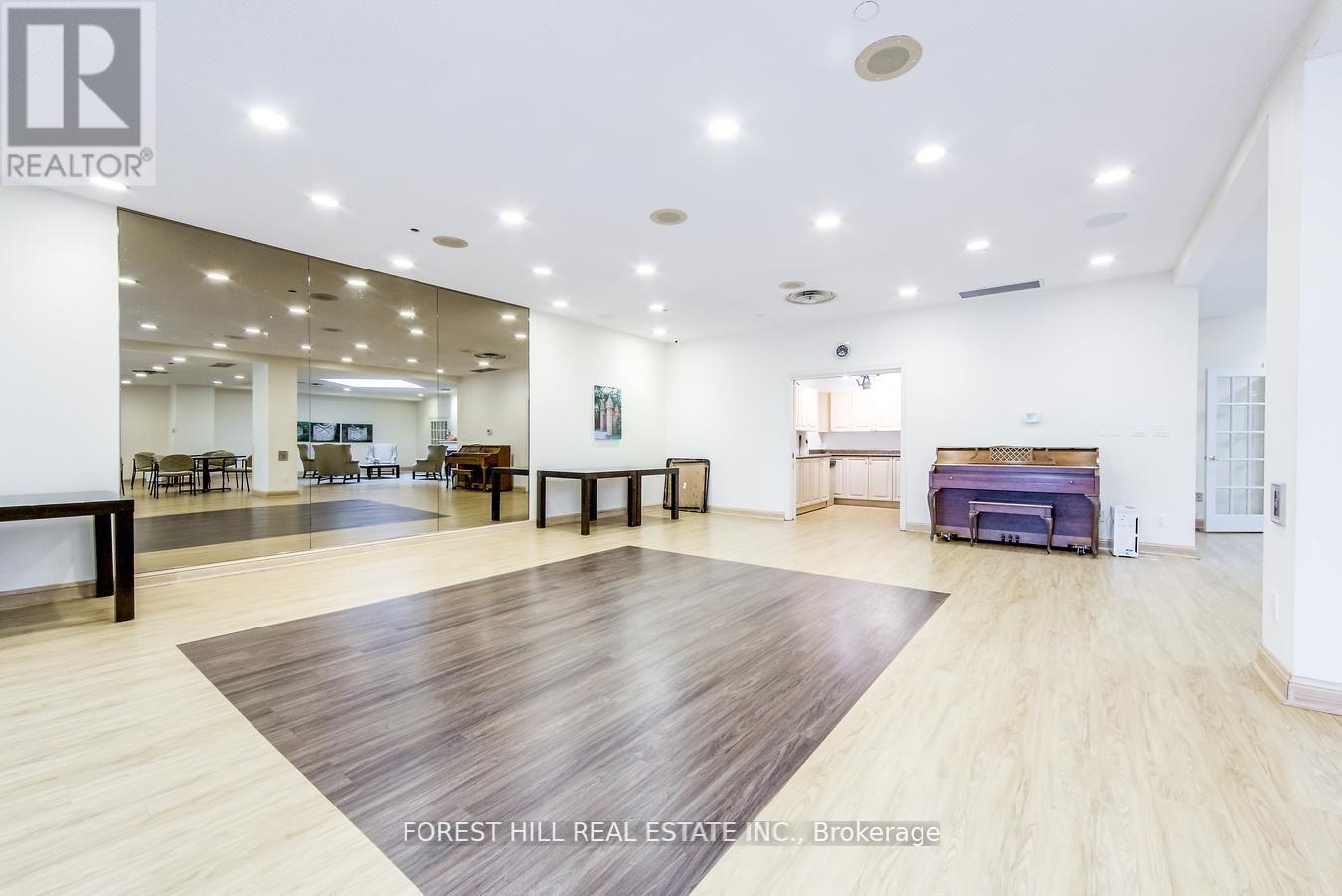 Photo 23 of 717 10 Guildwood Parkway, Toronto ON