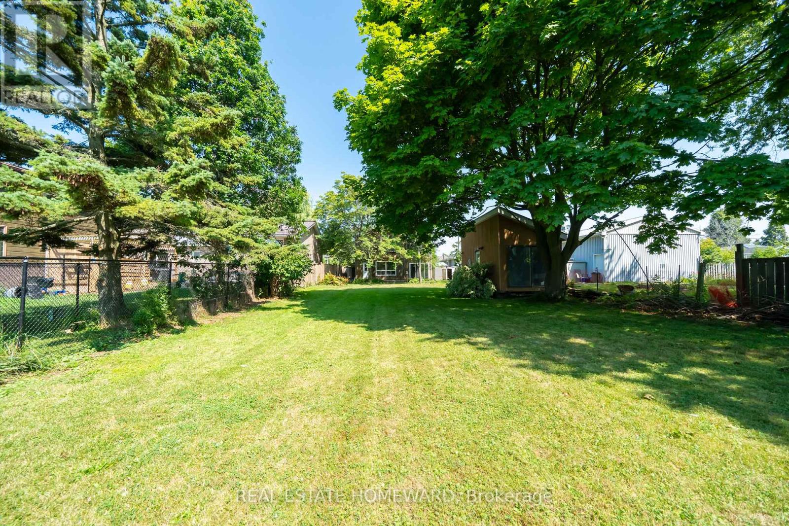 Photo 37 of 485 Stone Street, Oshawa ON