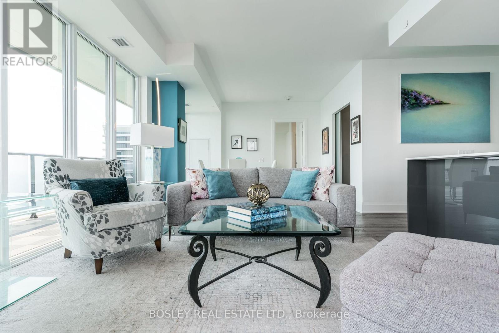 Photo 34 of 5104 70 Annie Craig Drive, Toronto ON
