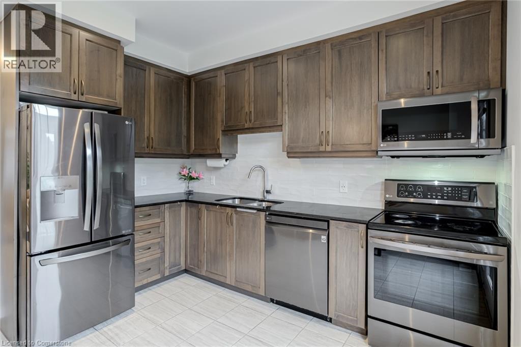 Photo 15 of 13 Pringle Lane, Ancaster ON