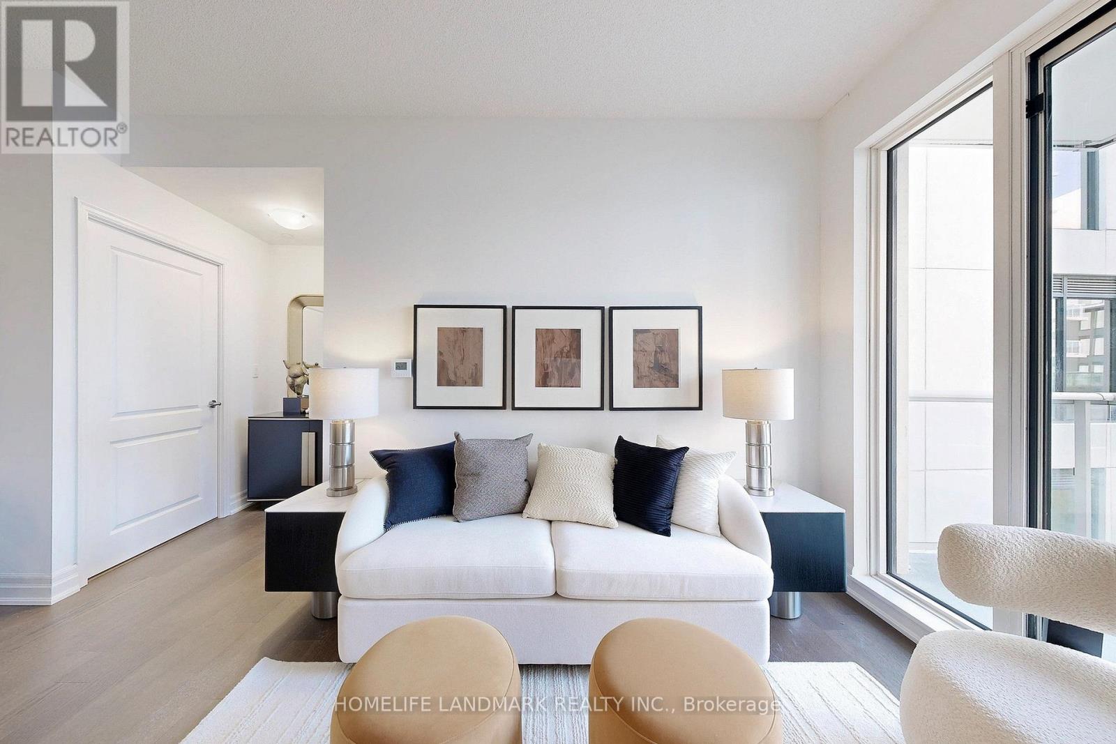 Photo 12 of 730 10 Rouge Valley Drive W, Markham ON
