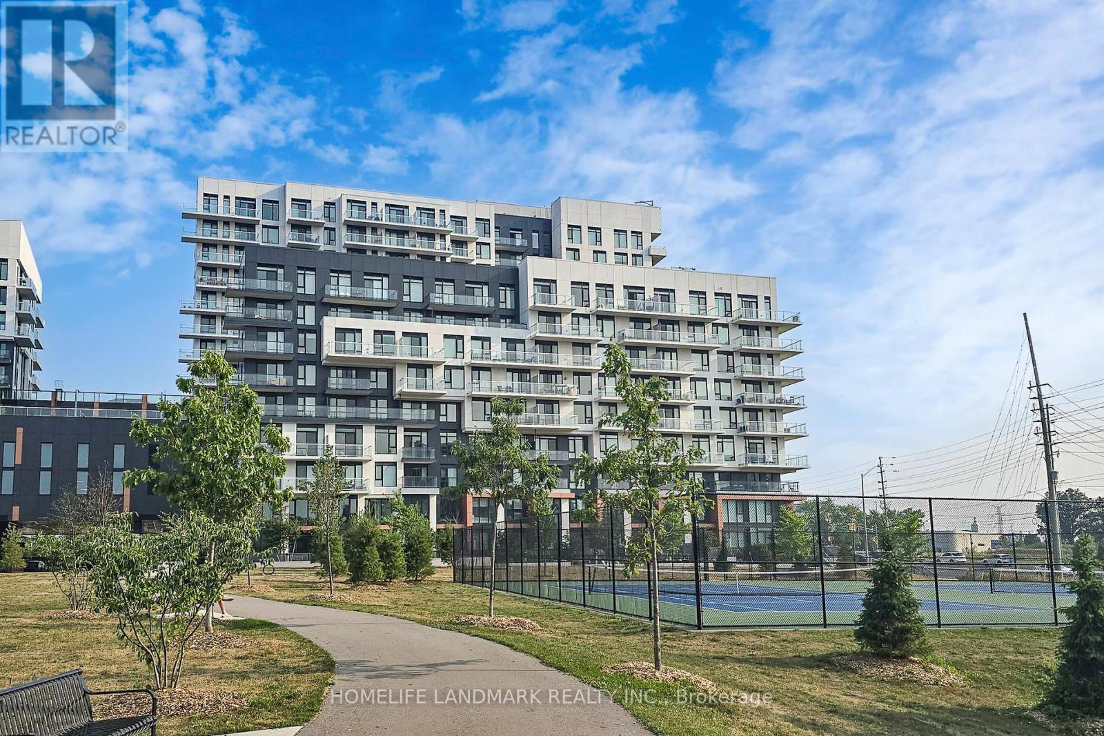 Photo 2 of 730 10 Rouge Valley Drive W, Markham ON