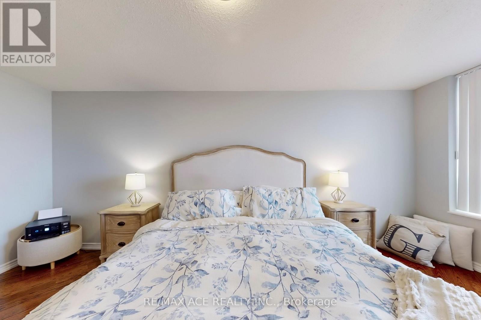 Photo 32 of 1108 29 Northern Heights Drive, Richmond Hill ON