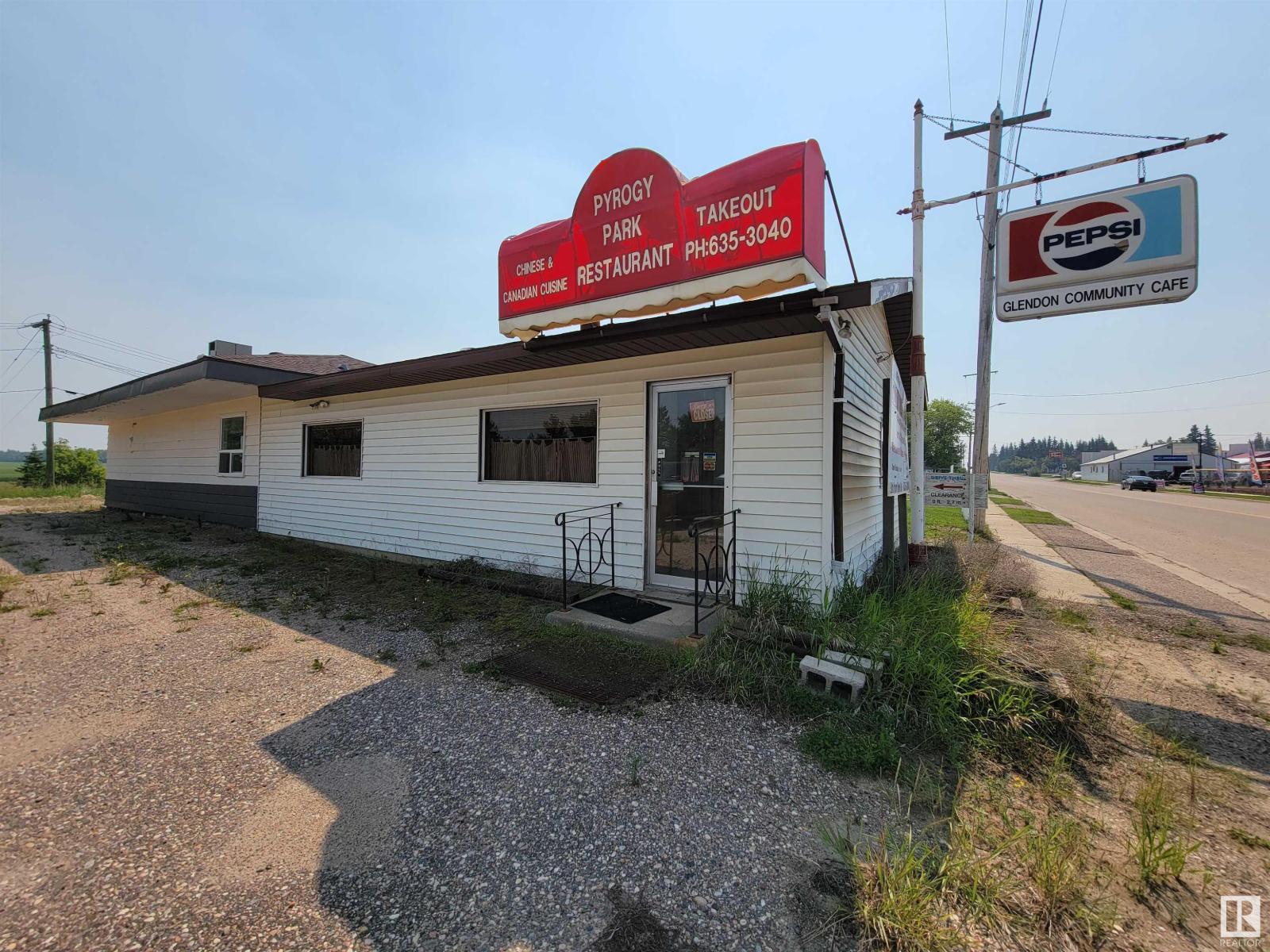 Photo 6 of 5033 Pyrogy Dr, Glendon AB