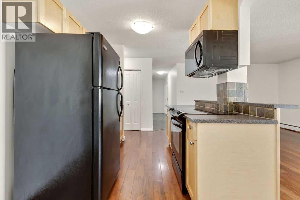 Single Family House for Sale in    Avenue SW Beltline Calgary 