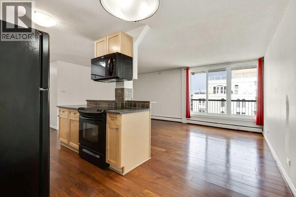 Single Family House for Sale in    Avenue SW Beltline Calgary 