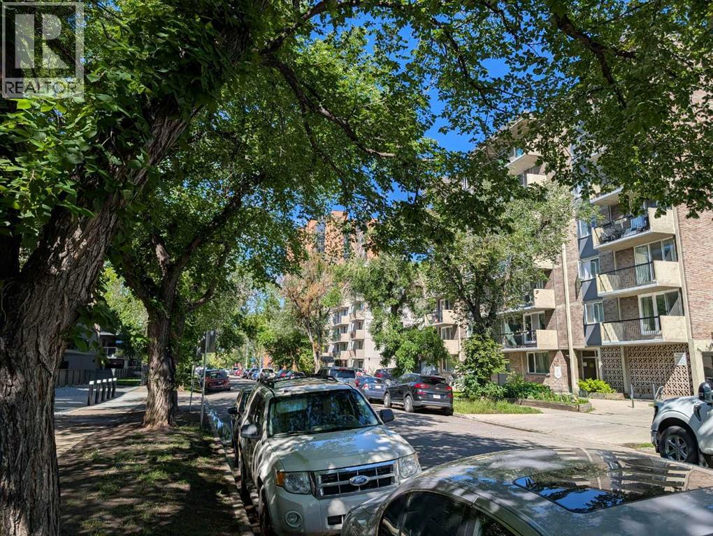Single Family House for Sale in    Avenue SW Beltline Calgary 