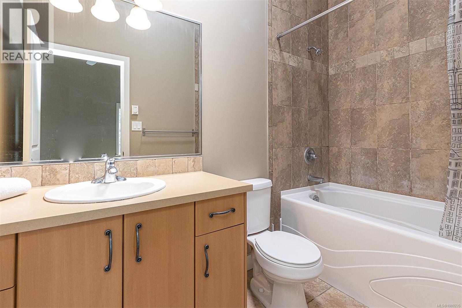 Photo 12 of 870 Brock Ave, Langford BC