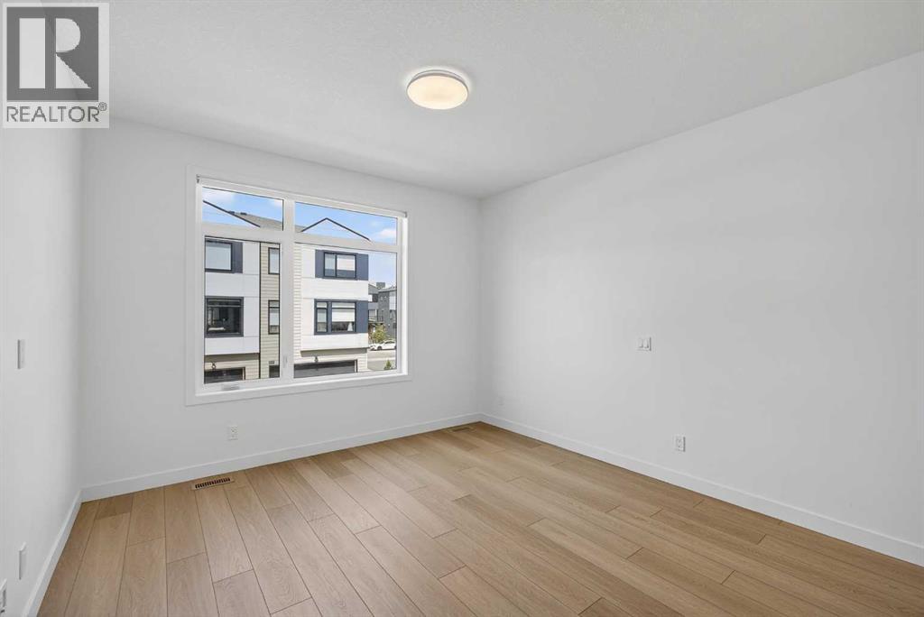 Single Family House for Sale in    Avenue SE Belvedere Calgary 