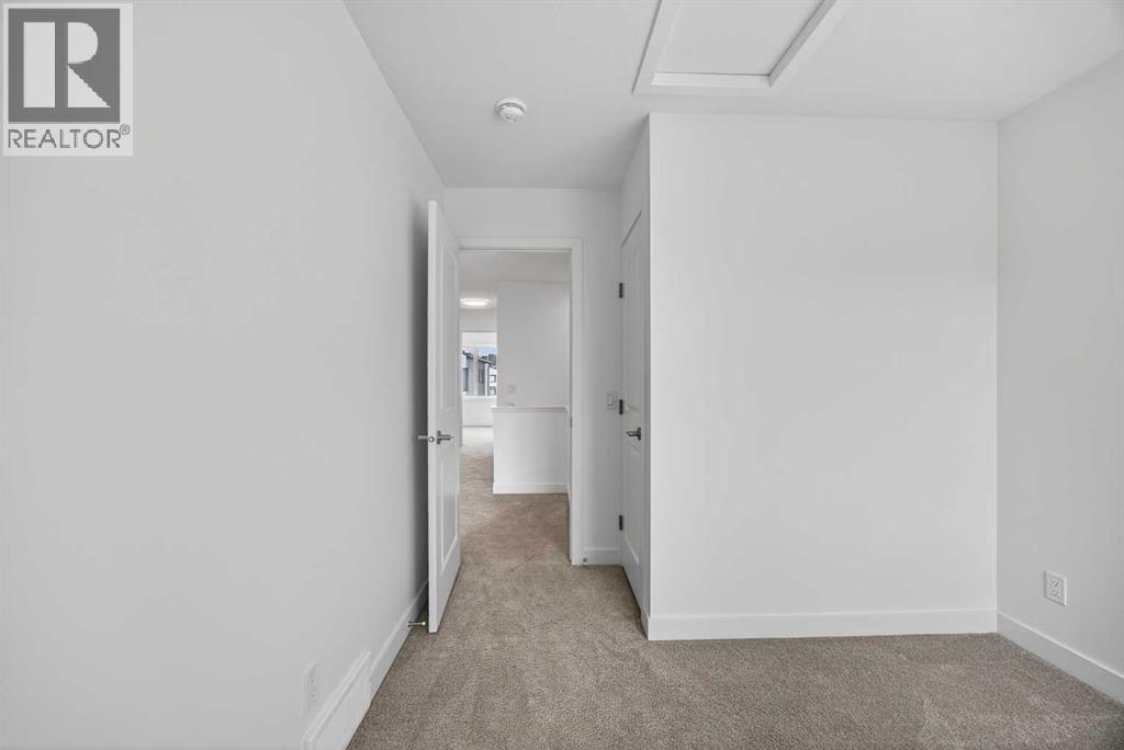 Single Family House for Sale in    Avenue SE Belvedere Calgary 