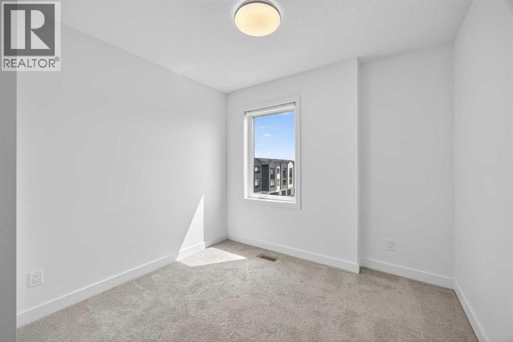 Single Family House for Sale in    Avenue SE Belvedere Calgary 
