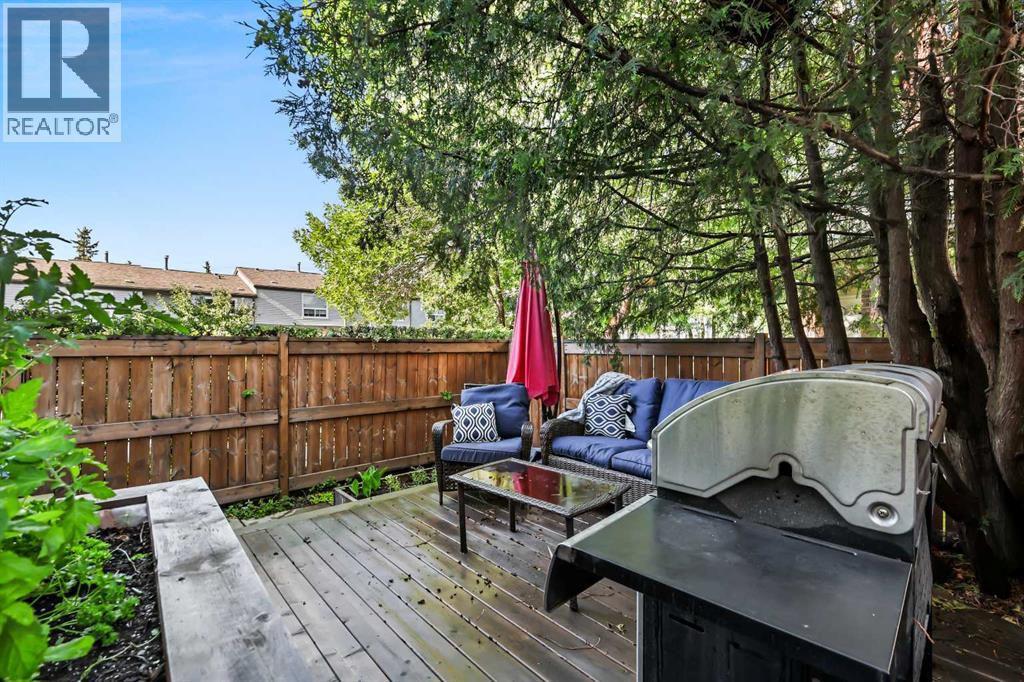 Single Family House for Sale in   Silverdale Drive NW Silver Springs Calgary 