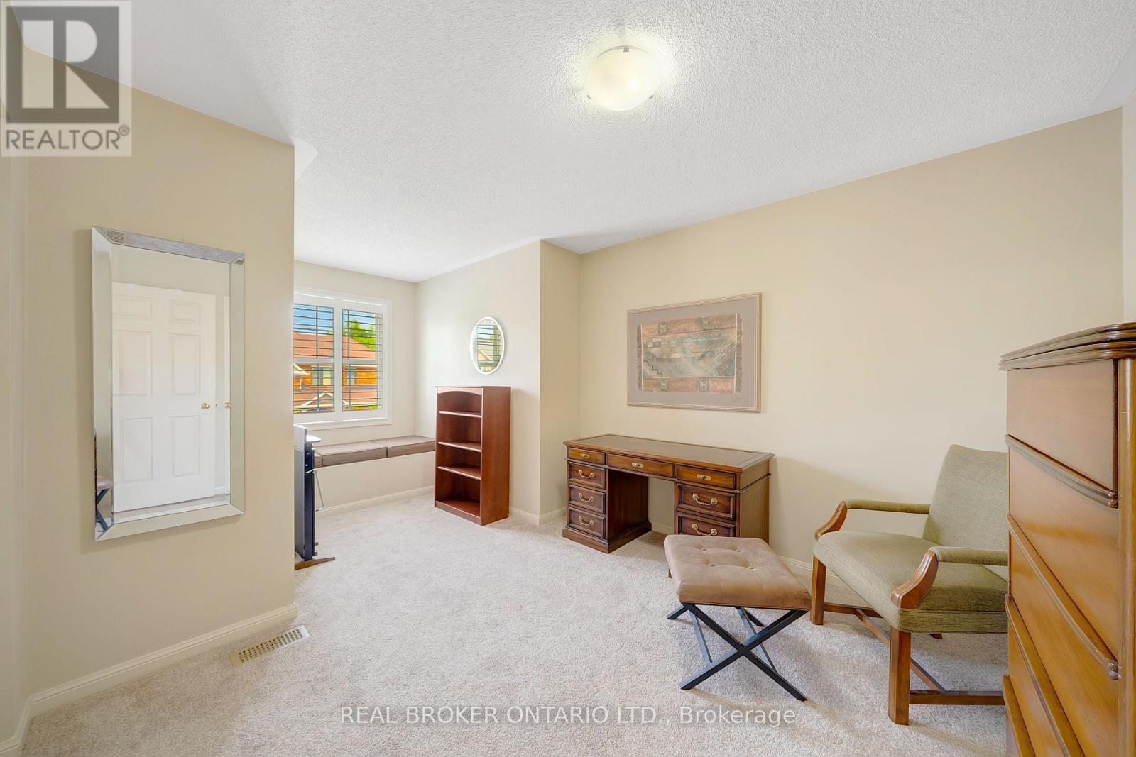 Photo 21 of 5689 Roseville Court, Burlington ON