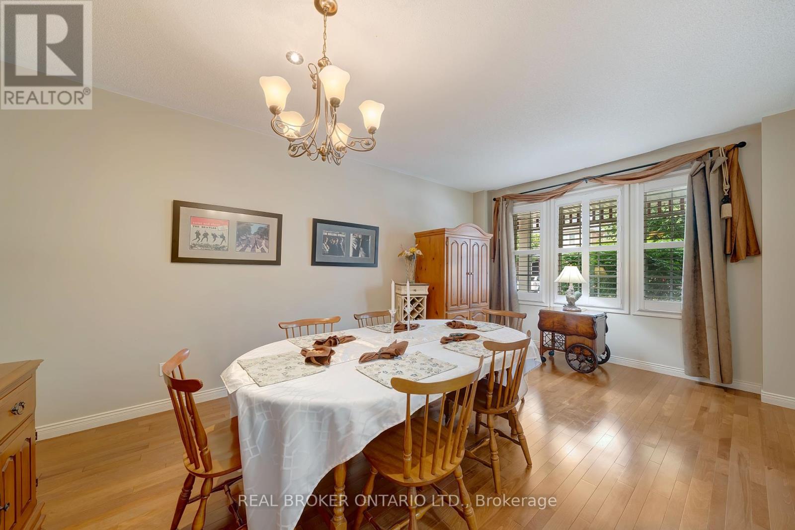 Photo 48 of 5689 Roseville Court, Burlington ON