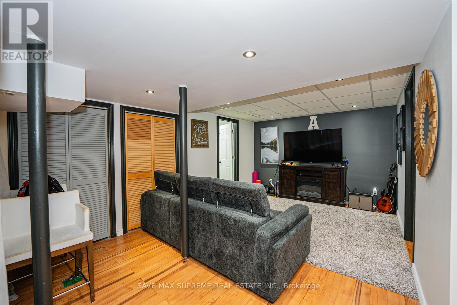 Photo 39 of 24 Silver Egret Road, Brampton ON