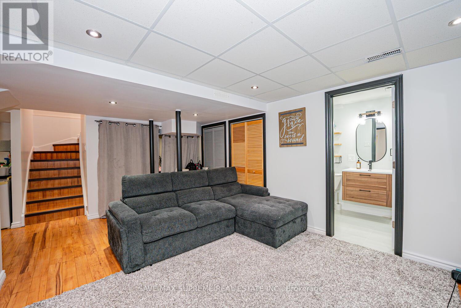 Photo 41 of 24 Silver Egret Road, Brampton ON