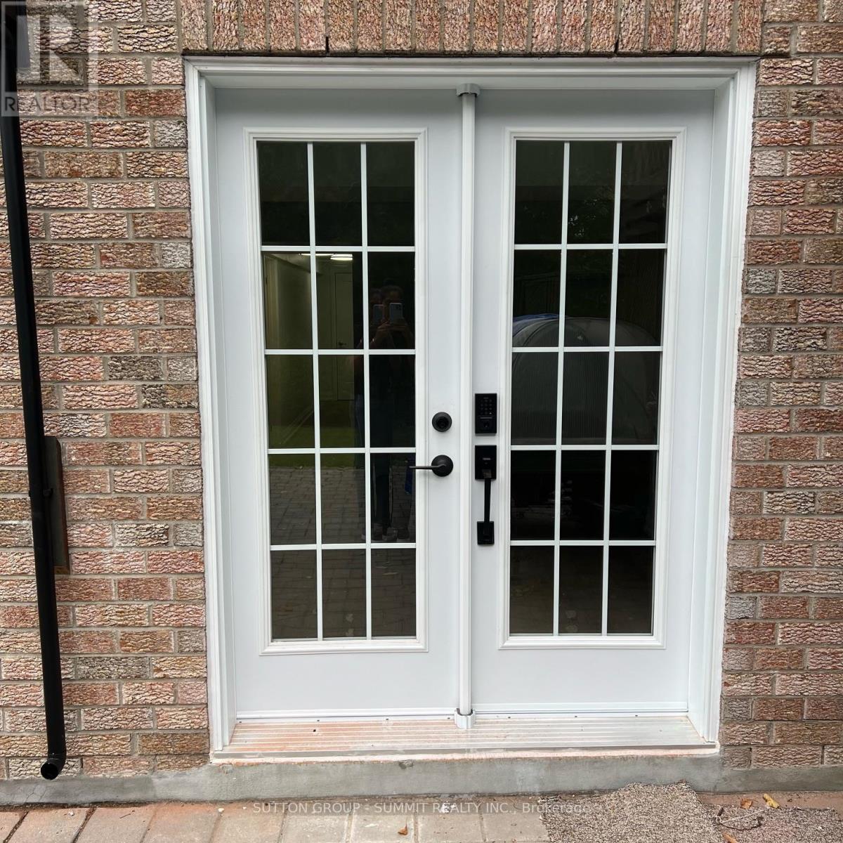Photo 1 of Basement 26 Esker Drive, Brampton ON