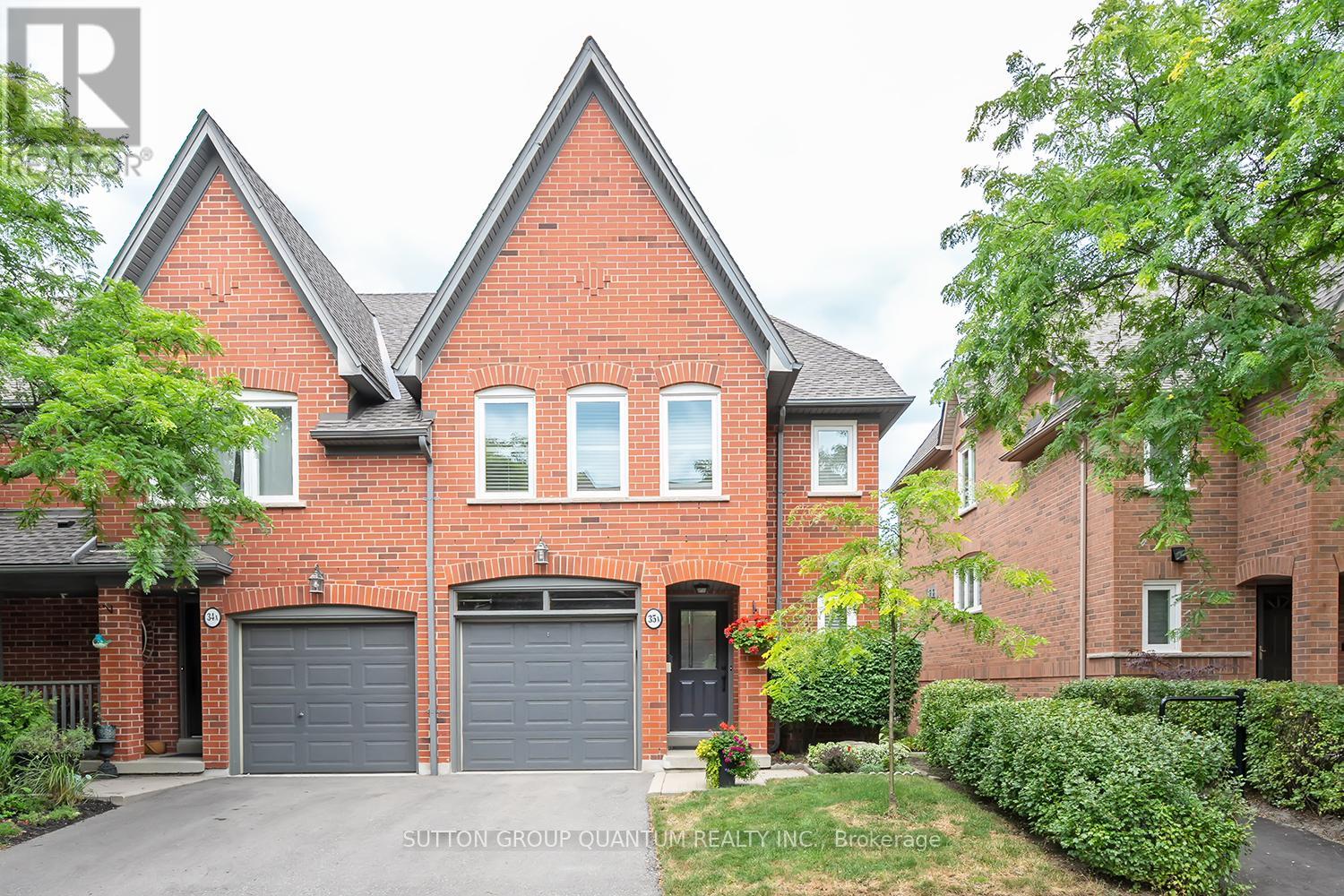 Photo 5 of 35 A 1064 Queen Street W, Mississauga ON