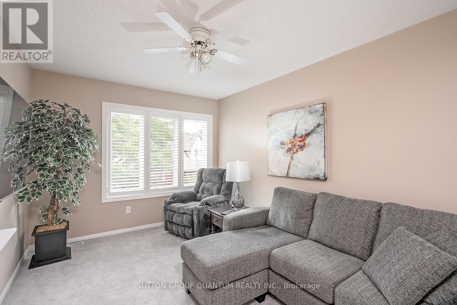 Photo 32 of 35 A 1064 Queen Street W, Mississauga ON