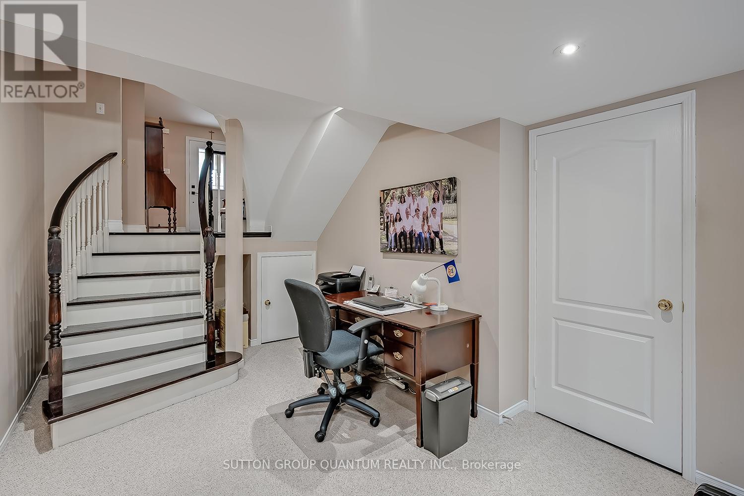 Photo 27 of 35 A 1064 Queen Street W, Mississauga ON