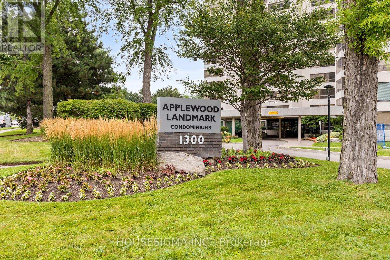 Photo 1 of 2010 1300 Bloor Street, Mississauga ON