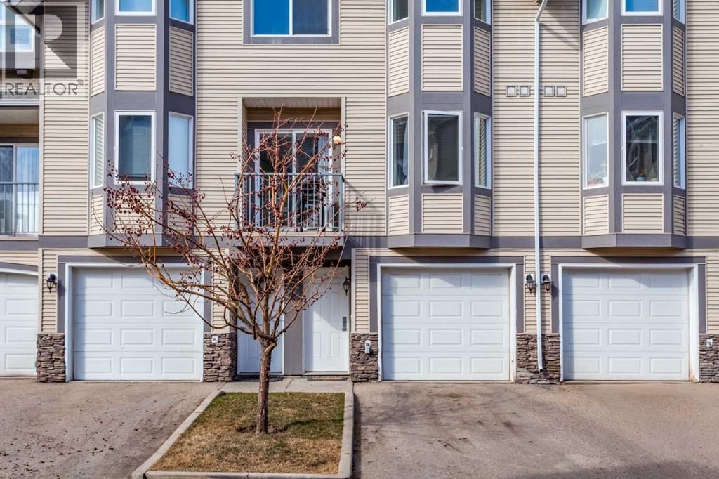 Single Family House for Sale in  Cedarwood Lane SW Cedarbrae Calgary 