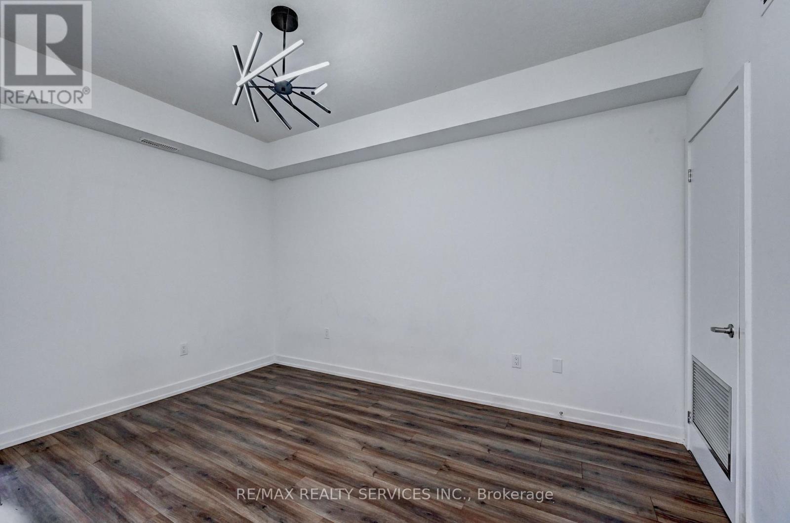 Photo 1 of B 9 10 Palace Street, Kitchener ON
