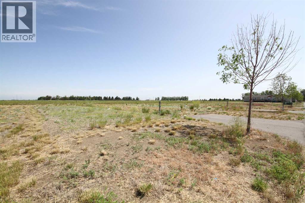 Photo 2 of 5 Meadows Way, Taber AB