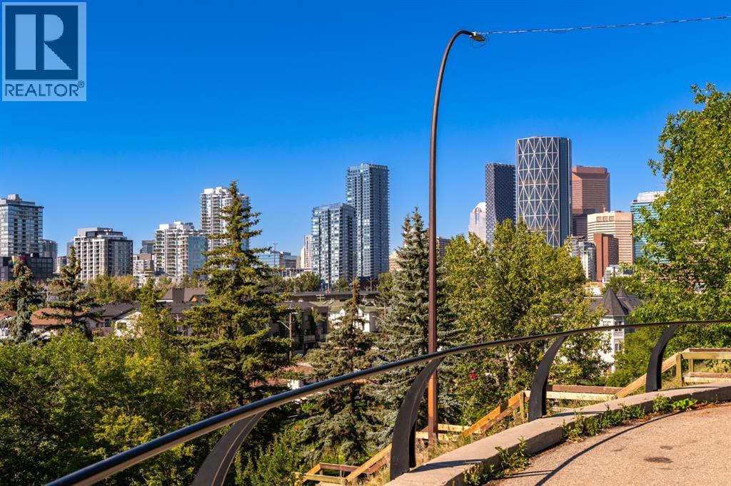 Single Family House for Sale in   Centre Avenue NE Bridgeland/Riverside Calgary 