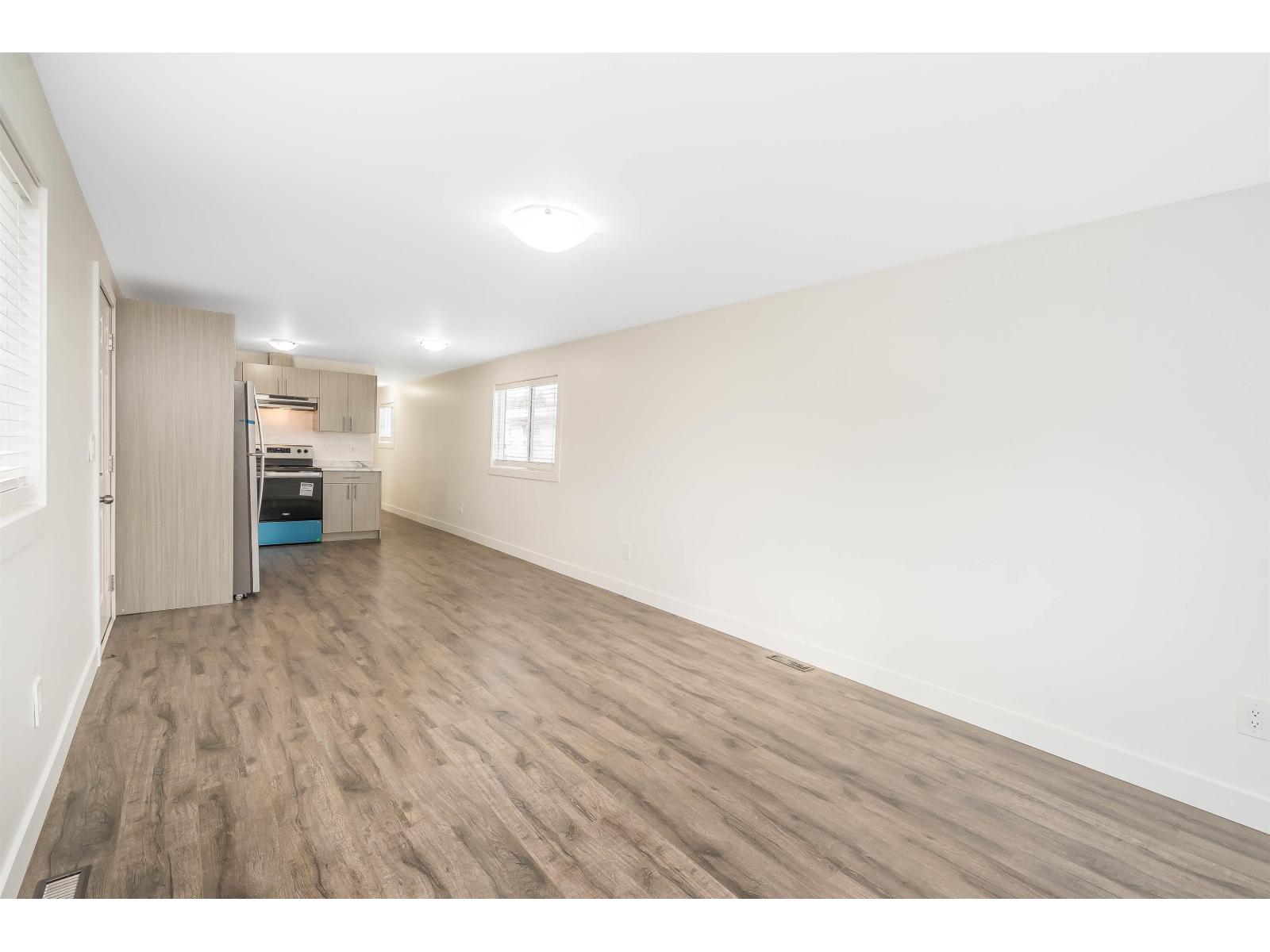 21 26892 FRASER HIGHWAY, Langley
