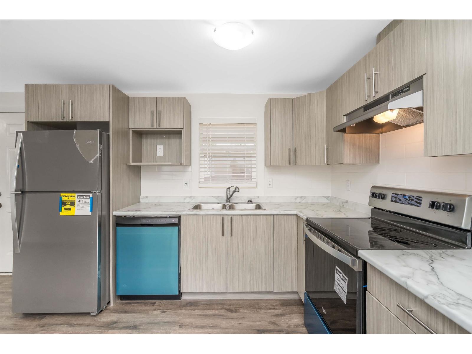 21 26892 FRASER HIGHWAY, Langley