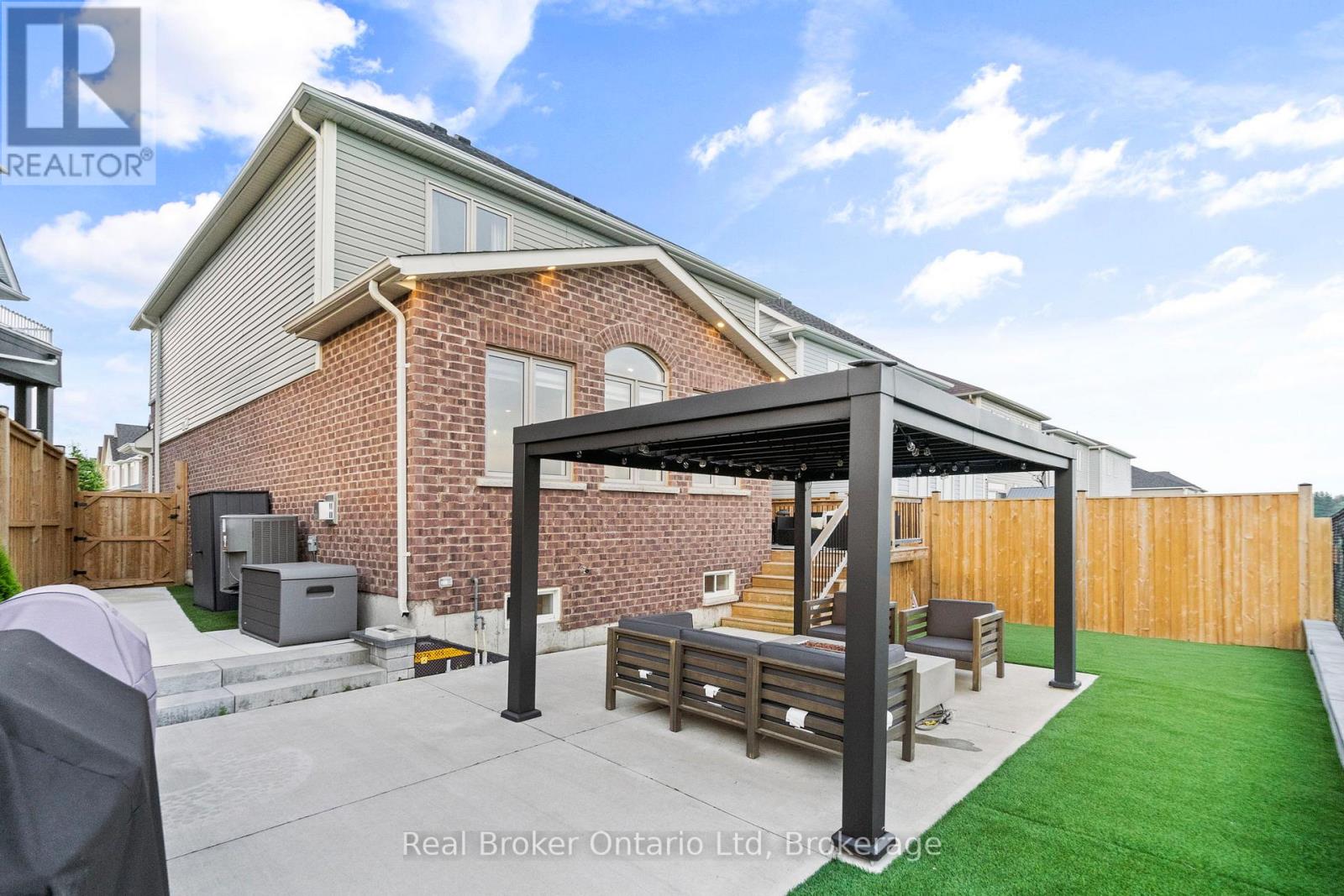 Photo 30 of 264 Edgar Bonner Avenue, Guelph Eramosa ON