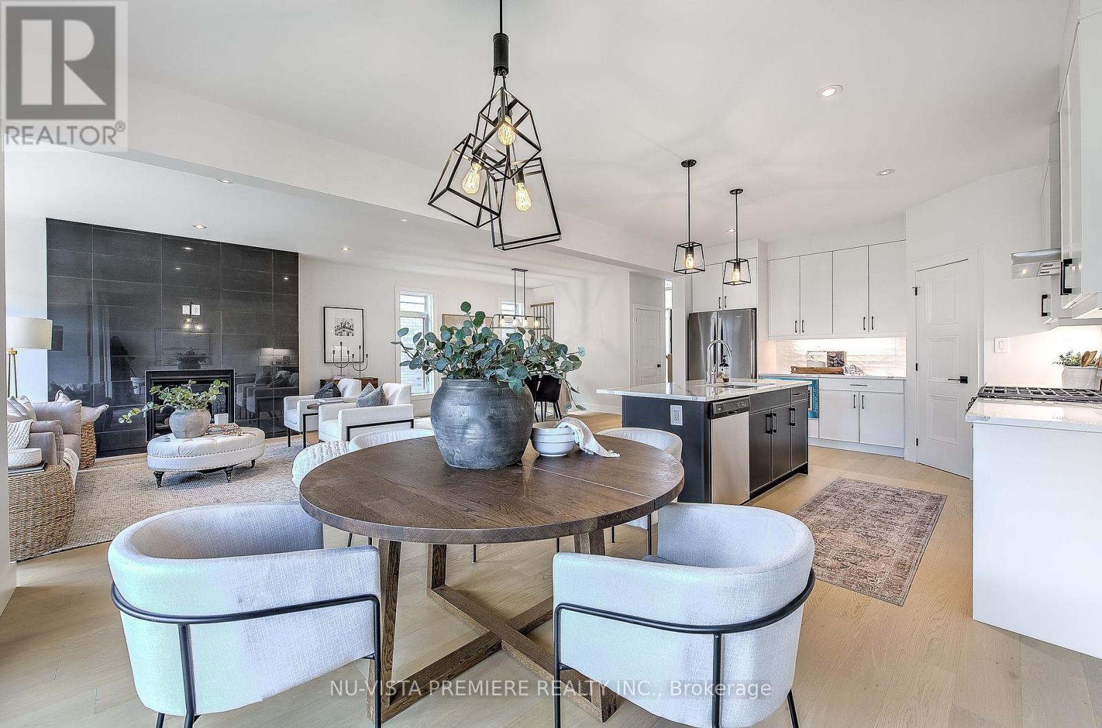 Photo 23 of 2318 Wickerson Road, London South ON