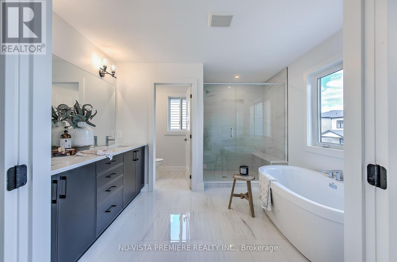 Photo 3 of 2318 Wickerson Road, London South ON