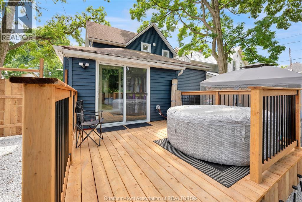 Photo 33 of 217 Selkirk Street, Chatham ON