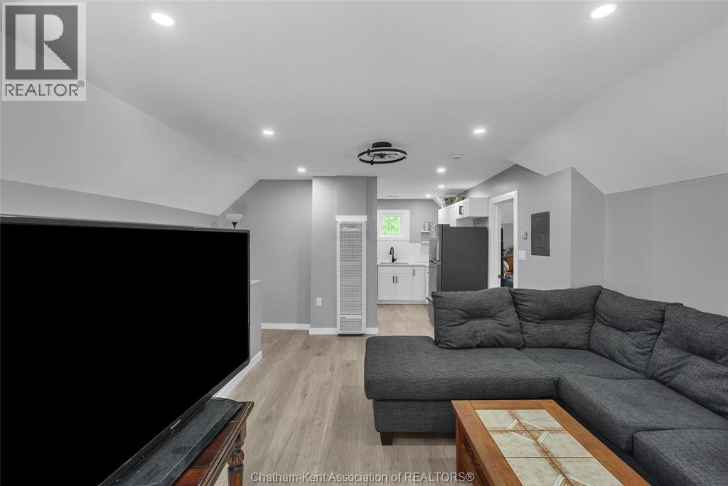 Photo 21 of 217 Selkirk Street, Chatham ON