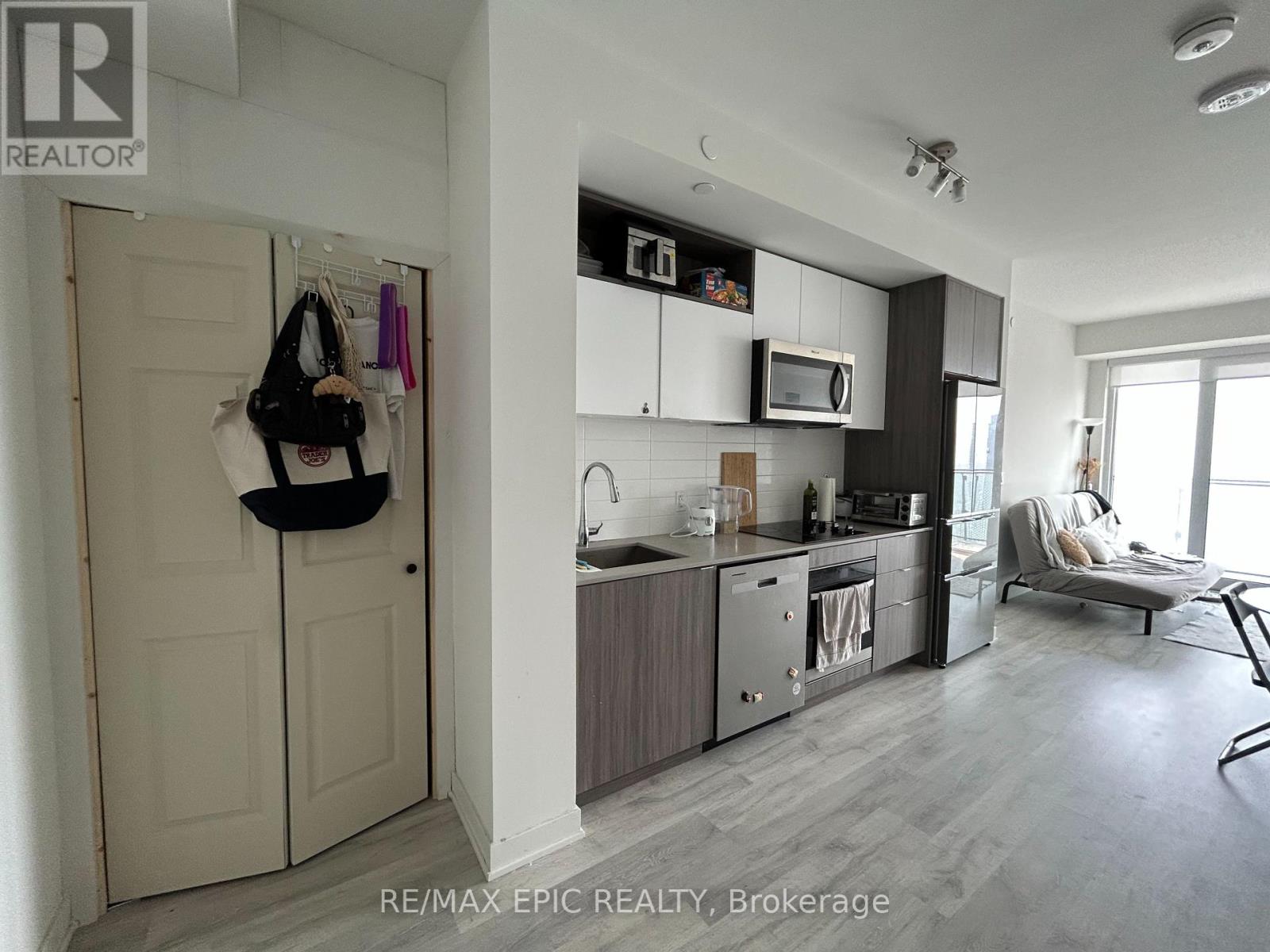 Photo 6 of 2803 70 Princess Street, Toronto ON