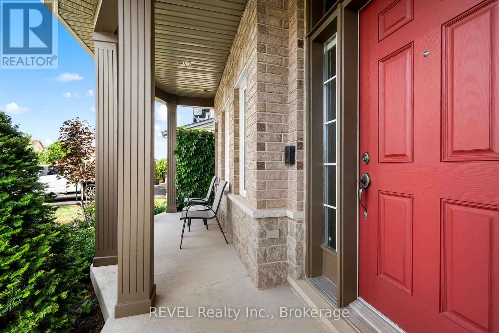 Photo 4 of 490 Carrie Avenue, Fort Erie ON